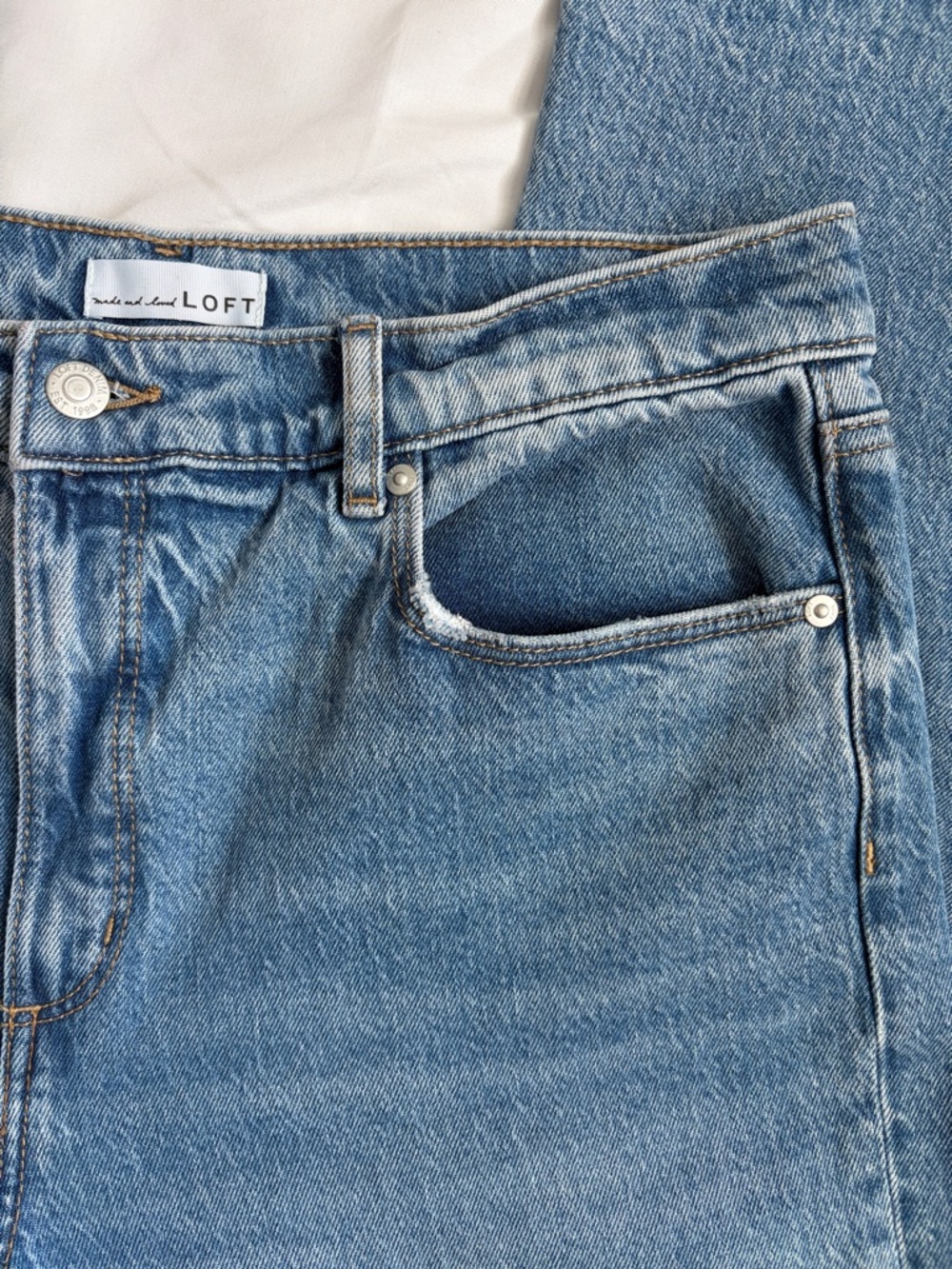 Loft High-Rise Wide Leg Jeans in Vintage Indigo - Picture 5 of 9